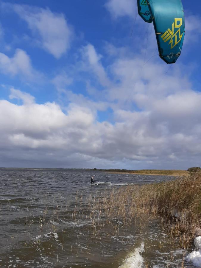 Freistehendes Einfamilienhaus Mit Boddenblick Naehe Ostsee Fuhlendorf  Eksteriør bilde